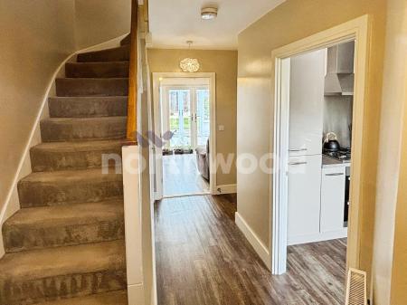 3 bedroom Semi-detached house for sale in Gregorys Bank, Merrimans Hill, Worcester, WR3