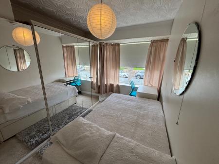 4 bedroom Semi-detached house to let in Broadway Grove, St Johns, Worcester, WR2