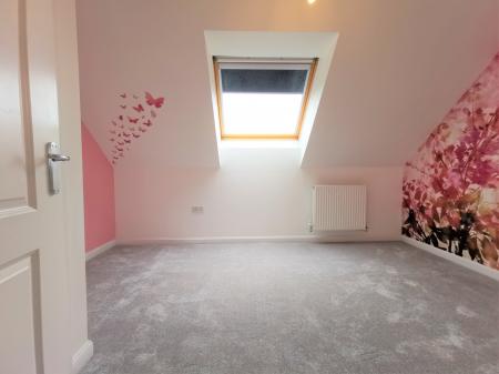 3 bedroom Semi-detached house to let in Popert Drive, Worcester, WR5