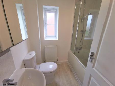 3 bedroom Semi-detached house to let in Popert Drive, Worcester, WR5