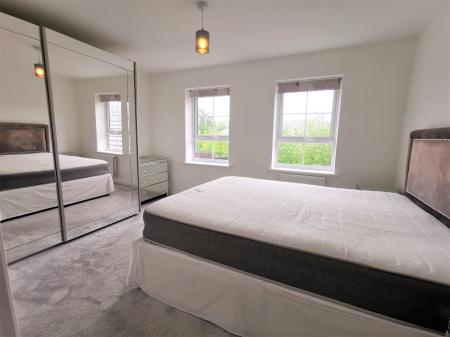 3 bedroom Semi-detached house to let in Popert Drive, Worcester, WR5
