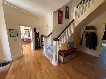 4 bedroom Detached house to let in Kingshurst Gardens, Badsey, Worcestershire, WR11