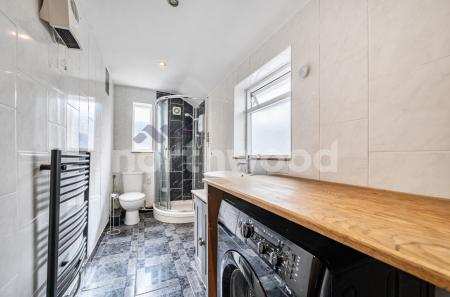 2 bedroom End of terrace house for sale in Melbourne Street, Worcester, WR3