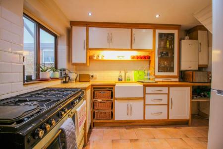 2 bedroom End of terrace house for sale in ,,Melbourne Street, Worcester, WR3