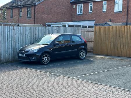 2 bedroom End of terrace house to let in Haines Avenue, Warndon Villages, Worcester, WR4
