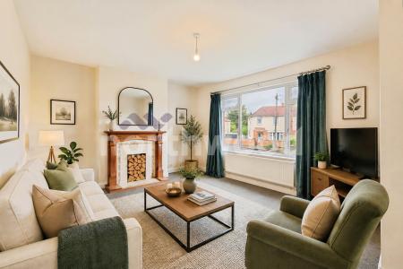 3 bedroom Semi-detached house for sale in Ransom Avenue, Worcester, WR5