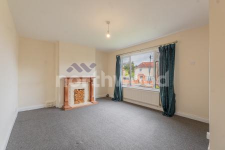 3 bedroom Semi-detached house for sale in Ransom Avenue, Worcester, WR5