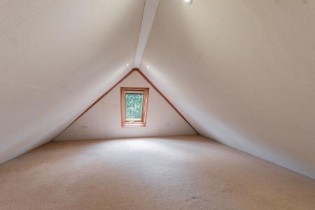 3 bedroom Semi-detached house for sale in Ransom Avenue, Worcester, WR5