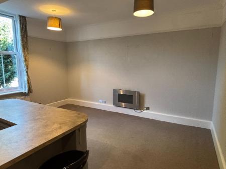 1 bedroom Flat to let in Battenhall Road, Battenhall, Worcester, WR5