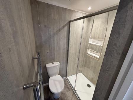 1 bedroom Flat to let in Battenhall Road, Battenhall, Worcester, WR5