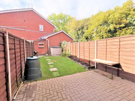 2 bedroom Terraced House to let in Upper Ground, Warndon Villages, Worcester, WR4