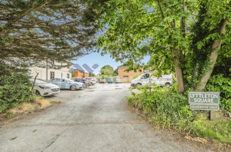 2 bedroom End of terrace house for sale in Lyttleton Square, Malvern, WR14
