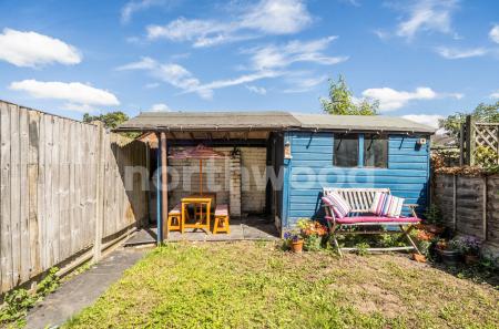 2 bedroom End of terrace house for sale in Lyttleton Square, Malvern, WR14