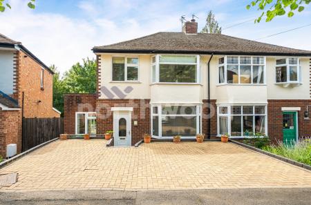 Broadway Grove, St Johns, Worcester, WR2