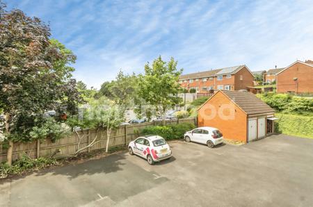 1 bedroom Terraced House for sale in Michael Tippett Drive, Ronkswood, Worcester, WR4