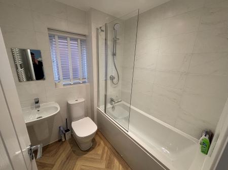 2 bedroom Terraced House to let in Poppy Field, Rushwick, WR2
