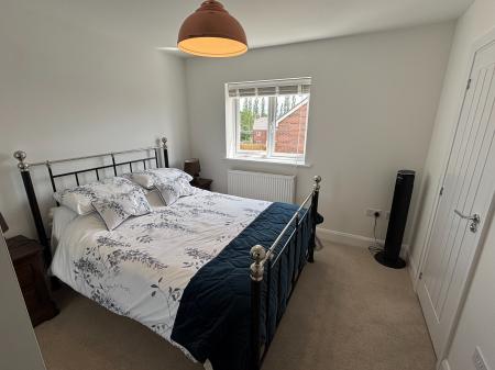 2 bedroom Terraced House to let in Poppy Field, Rushwick, WR2