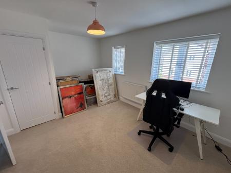 2 bedroom Terraced House to let in Poppy Field, Rushwick, WR2
