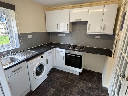 3 bedroom Semi-detached house to let in Columbia Drive, Lower Wick, Worcester, WR2