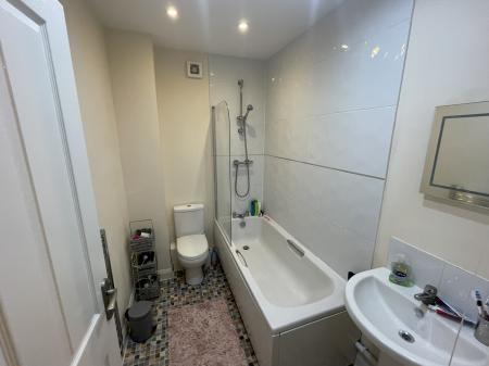 3 bedroom Town house to let in Gheluvelt Mews, Barbourne, Worcester, WR1