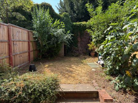 2 bedroom Terraced House to let in Lansdowne Road, Lansdowne, Worcester, WR3