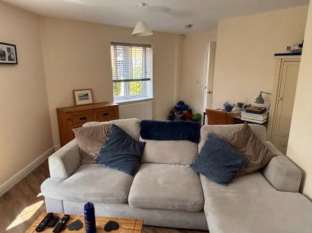 3 bedroom Semi-detached house to let in Bruton Avenue, Droitwich, WR9