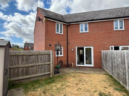 3 bedroom Semi-detached house to let in Bruton Avenue, Droitwich, WR9