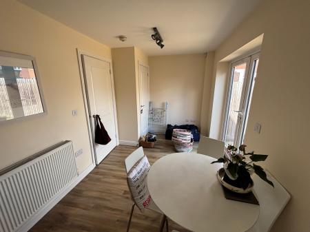 3 bedroom Semi-detached house to let in Bruton Avenue, Droitwich, WR9