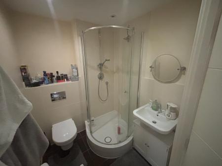 2 bedroom Flat to let in Princes Drive, Diglis, Worcester, WR1