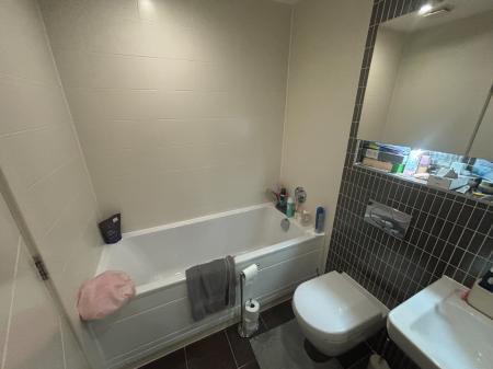 2 bedroom Flat to let in Princes Drive, Diglis, Worcester, WR1