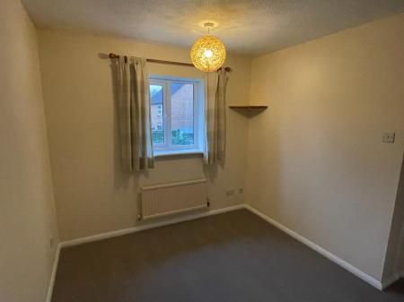 3 bedroom Semi-detached house to let in Camberwell Drive, St Peters, Worcester, WR5
