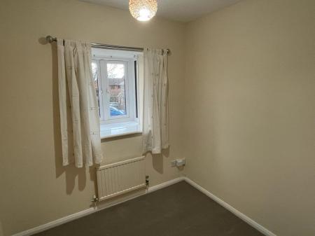 3 bedroom Semi-detached house to let in Camberwell Drive, St Peters, Worcester, WR5