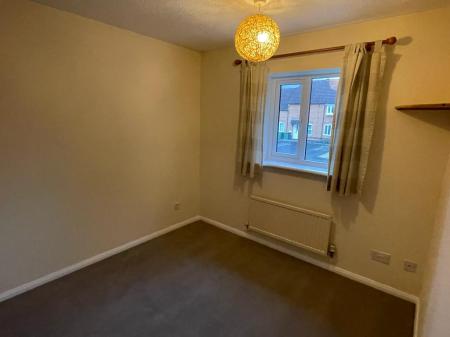 3 bedroom Semi-detached house to let in Camberwell Drive, St Peters, Worcester, WR5