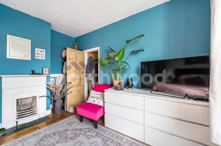2 bedroom Semi-detached house for sale in Woodbine Road, Barbourne, Worcester, WR1