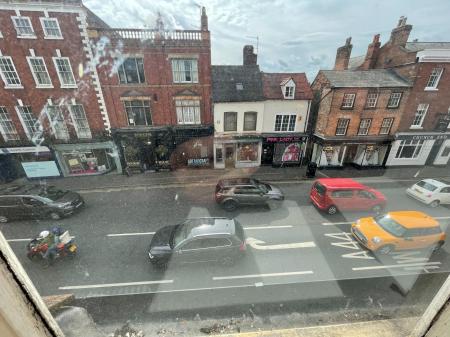 1 bedroom Flat share to let in The Tything, City Centre, Worcester, WR1