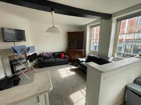 1 bedroom Flat share to let in The Tything, City Centre, Worcester, WR1