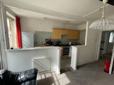 1 bedroom Flat share to let in The Tything, City Centre, Worcester, WR1