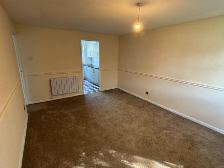 2 bedroom Maisonette to let in Brockhampton Close, Blackpole, Worcester, WR4