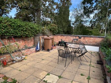 3 bedroom Semi-detached house to let in Waterworks Road, Barbourne, Worcester, WR1