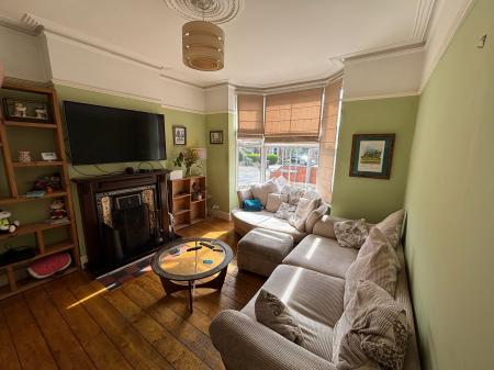 3 bedroom Semi-detached house to let in Waterworks Road, Barbourne, Worcester, WR1