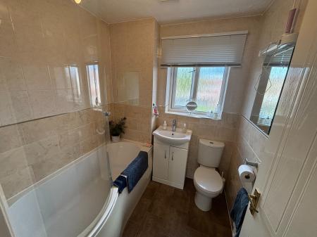 3 bedroom Detached house to let in Cartwright Avenue, Warndon Villages, Worcester, WR4