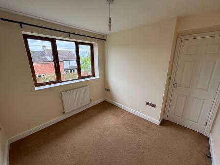 4 bedroom Detached house to let in Wadborough Road, Norton, WR5