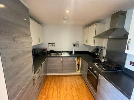 2 bedroom Apartment to let in Aston Court, Diglis, Worcester, WR5