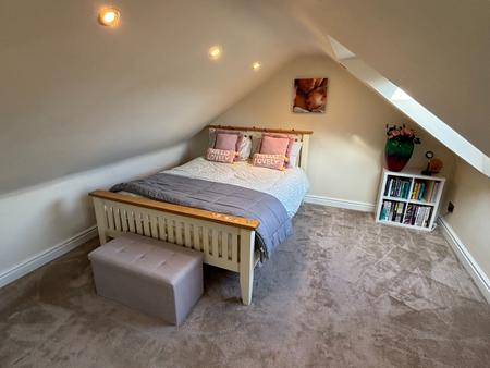 4 bedroom Detached house to let in Swan Drive, Droitwich, WR9