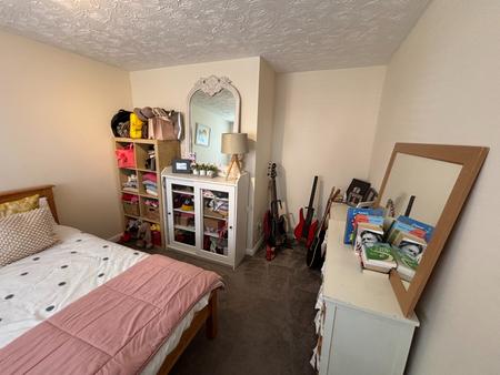 4 bedroom Detached house to let in Swan Drive, Droitwich, WR9
