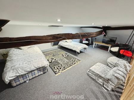 4 bedroom Coach House for sale in Bridge Street, Thorne, Doncaster, DN8