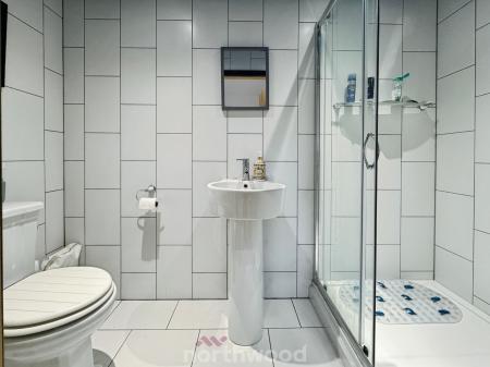 4 bedroom Coach House for sale in Bridge Street, Thorne, Doncaster, DN8