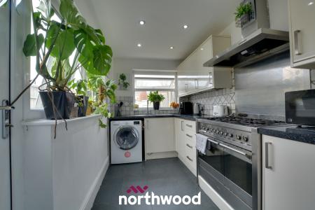 2 bedroom Terraced House for sale in High Street, Goole, Goole, DN14