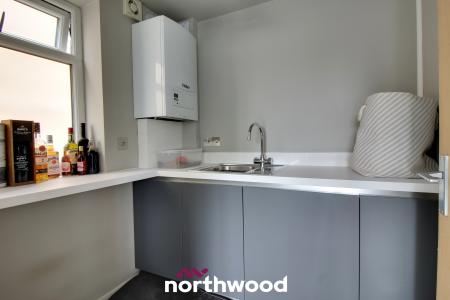 4 bedroom Detached house for sale in Kingsmede, Moorends, Doncaster, DN8