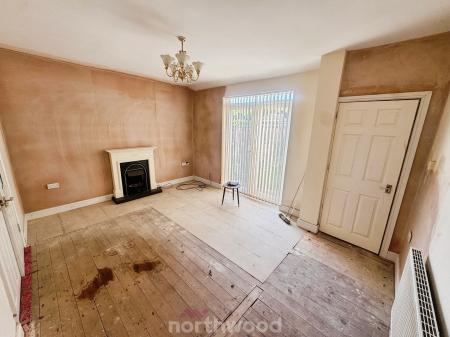 2 bedroom Detached bungalow for sale in Kirton Lane, Thorne, Doncaster, DN8
